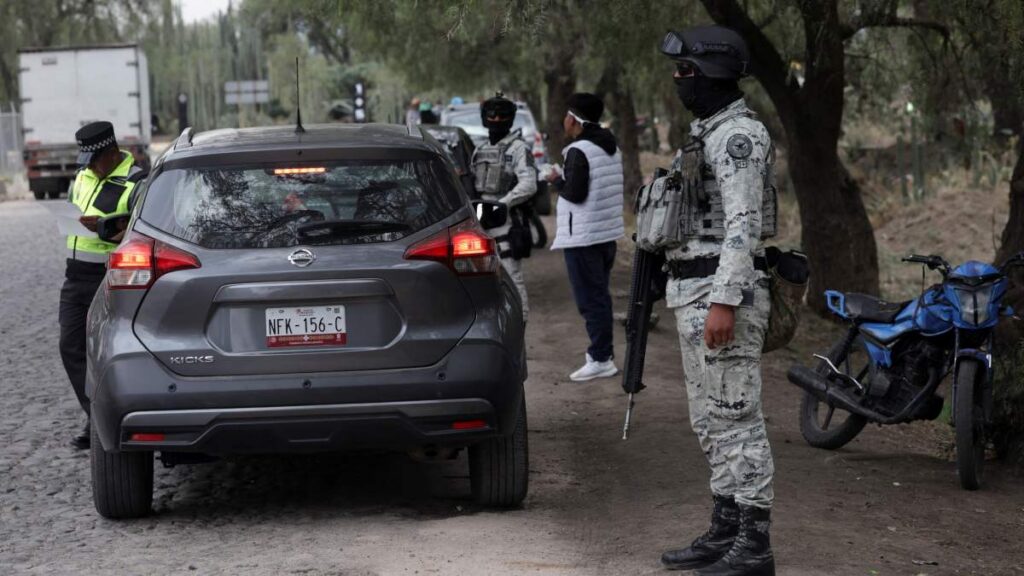 Hoy No Circula 25 de abril 2026: ¿Qué carros no salen el sábado en CDMX y Edomex?