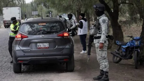 Hoy No Circula 25 de abril 2026: ¿Qué carros no salen el sábado en CDMX y Edomex?