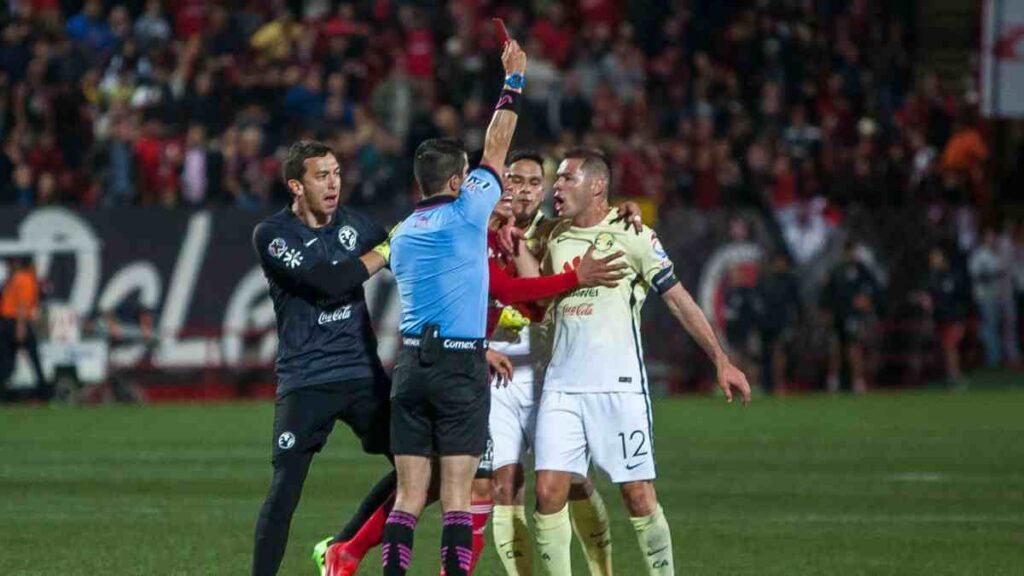 Pablo Aguilar, expulsado en la Copa MX del 2017