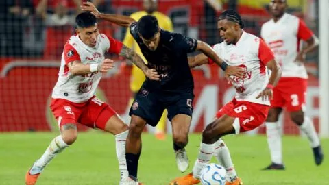 Platense impone su orgullo y deja hundido a Santa Fe en Libertadores