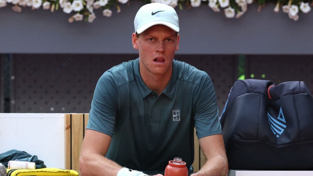 Sinner lamenta la baja de Alcaraz en Roland Garros