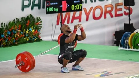 Yeison López sigue haciendo historia: triple récord mundial y oro en el Panamericano