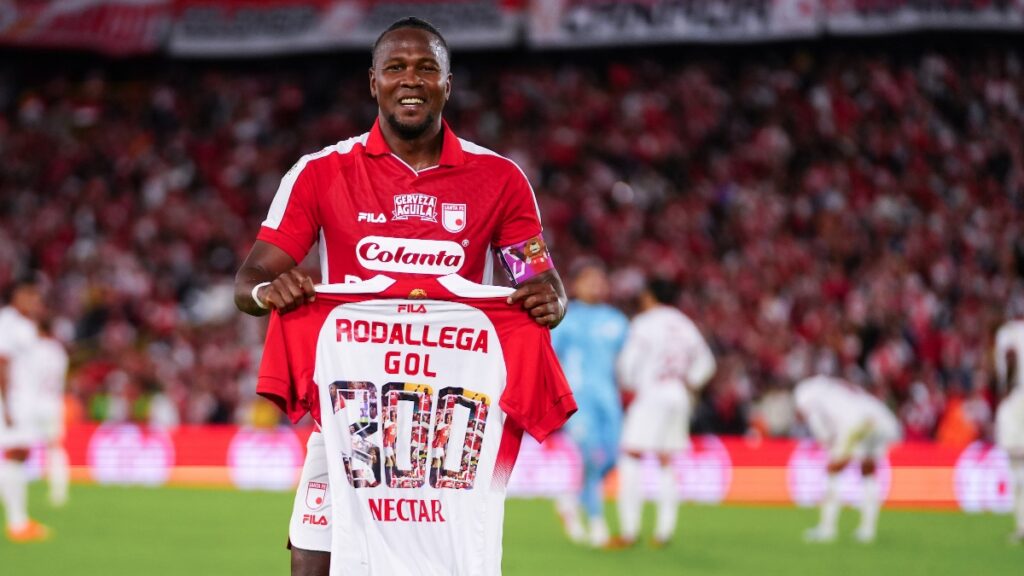 Hugo Rodallega sobrepasa los 300 goles como profesional