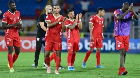 Adrián Ramos pone el pecho ante un nuevo fracaso del América de Cali