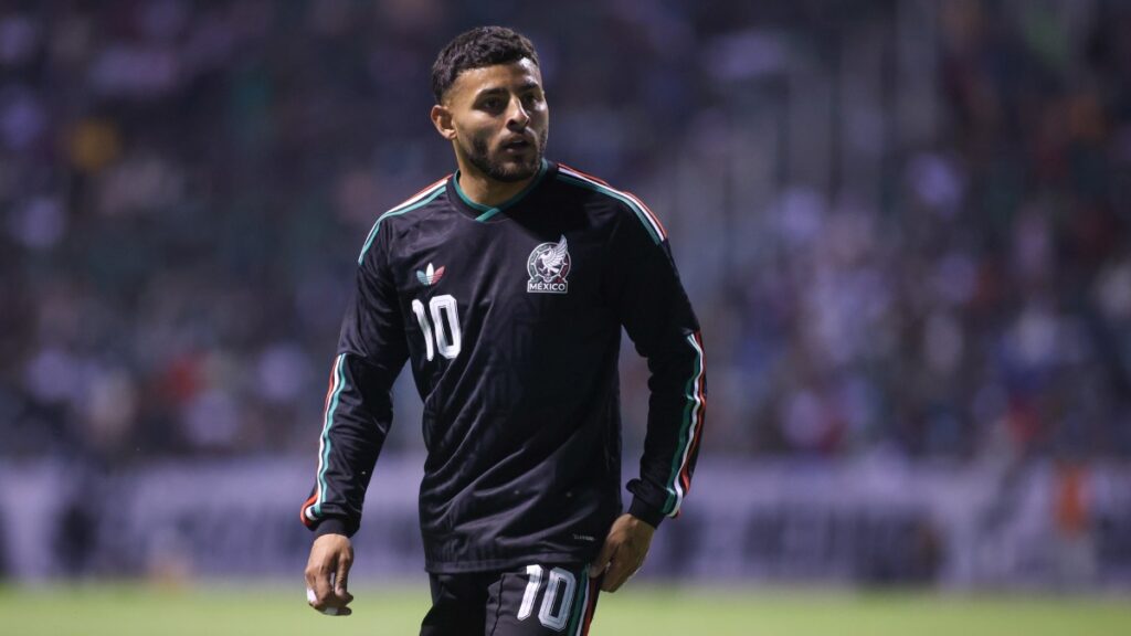 Alexis Vega responde a las dudas sobre su lesión rumbo al Mundial 2026: "No me impide jugar"