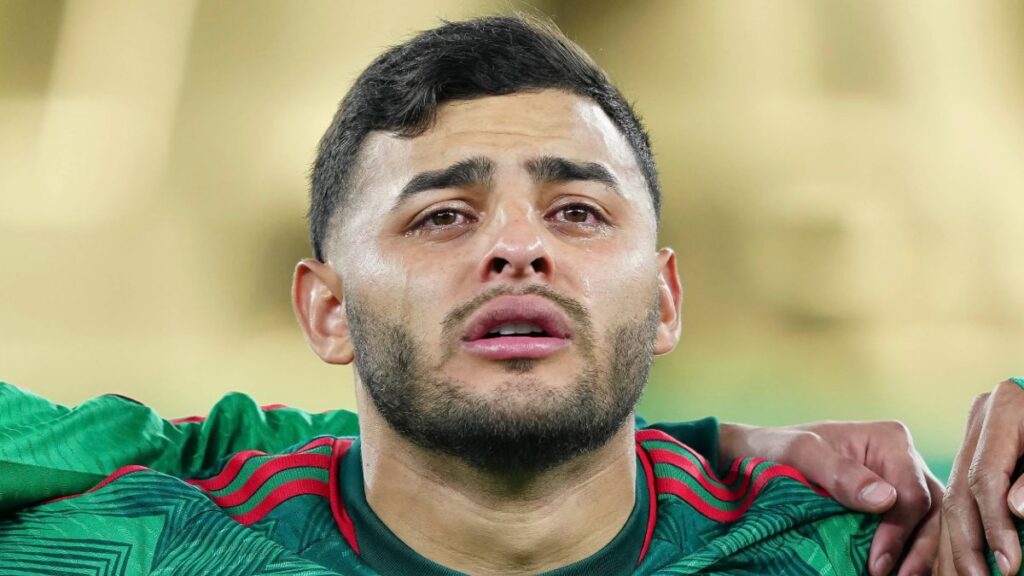 El Vasco Aguirre convocó a 12 futbolistas que buscan limpiar su nombre tras el fracaso de la Copa del Mundo de Qatar 2022