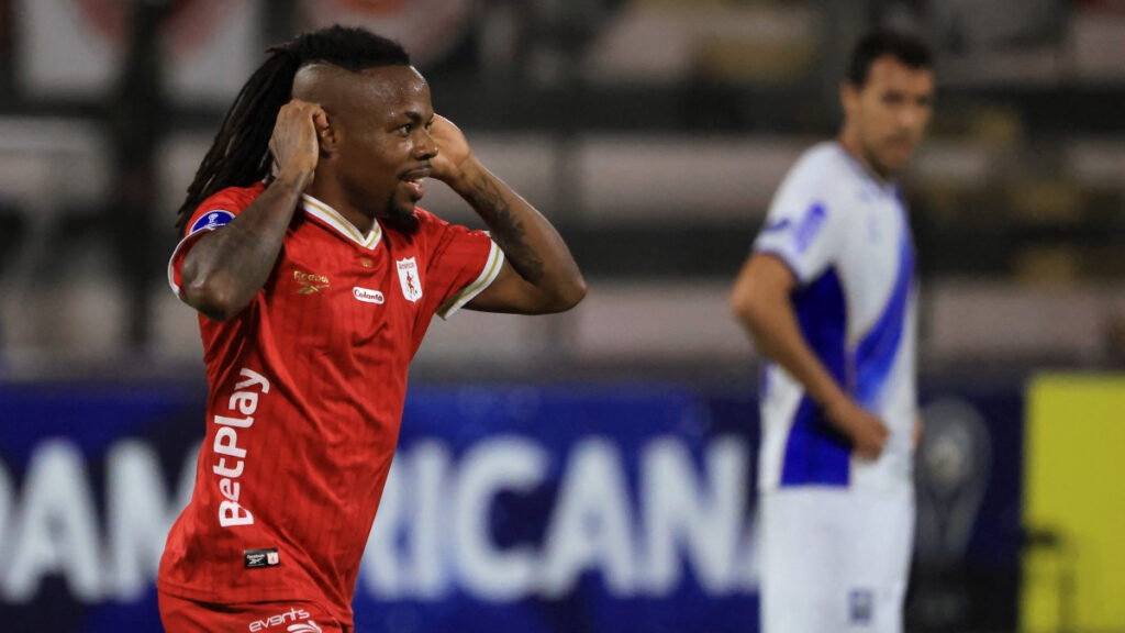 Jhon Murillo celebra un gol con América de Cali. - Connie France, AFP.