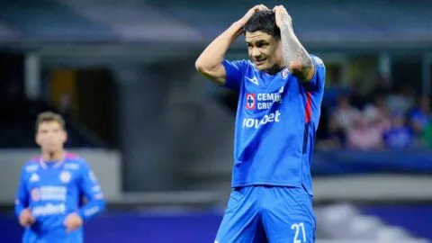 ¡Duro golpe para la Máquina! Cruz Azul pierde a Gabriel Fernández para el arranque de la Liguilla