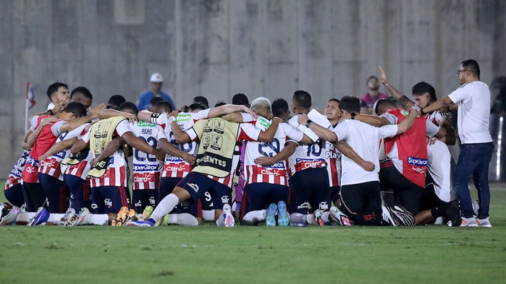 Junior vs Santa Fe