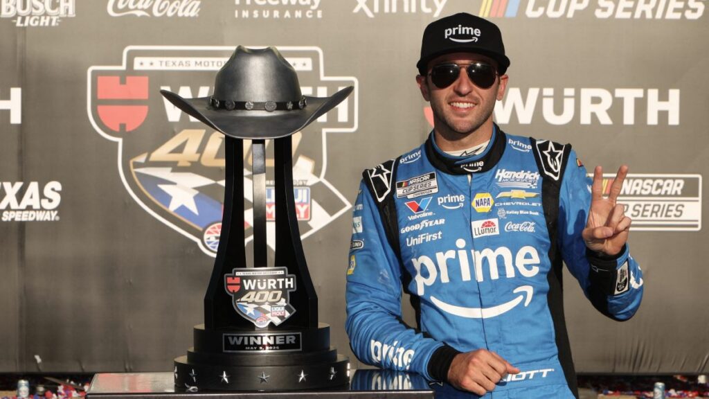 Cierre de infarto en Texas: Elliott vence y Suárez responde. JAMES GILBERT / GETTY IMAGES NORTH AMERICA / Getty Images via AFP