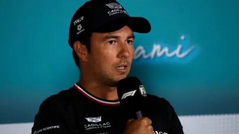 Checo Pérez confía en las mejoras de Cadillac para pelear con el grupo delantero en Canadá