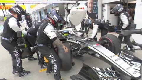 Checo Pérez abandona el GP de Canadá tras explosión en la suspensión de su Cadillac
