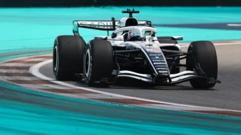 Checo Pérez largará desde el fondo en Miami; Kimi Antonelli asegura su tercera pole position de la temporada