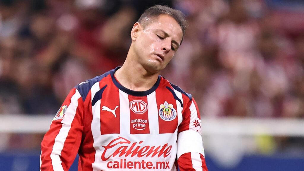 Chicharito Hernández y su última etapa con las Chivas