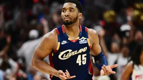 Donovan Mitchell empuja a Cleveland y los Cavaliers empatan la serie ante Detroit