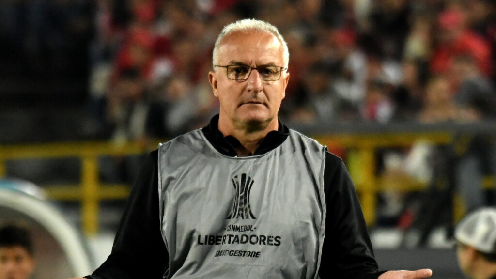Dorival Junior, durante un partido. - Vizzor Image.