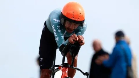 Egan Bernal, el mejor latinoamericano de la primera contrarreloj del Giro de Italia