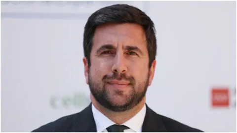 Florentino Pérez ya tiene rival: Enrique Riquelme oficializa su candidatura por la presidencia del Real Madrid