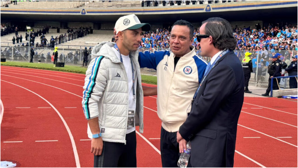Erik Lira, Víctor Velázquez y Mikel Arriola. Alejandra Suárez, Claro Sports