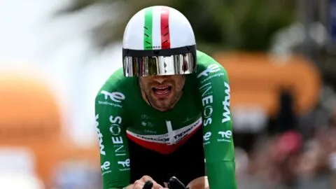 Filippo Ganna domina la contrarreloj Viareggio-Massa y gana la etapa 10 del Giro de Italia 2026