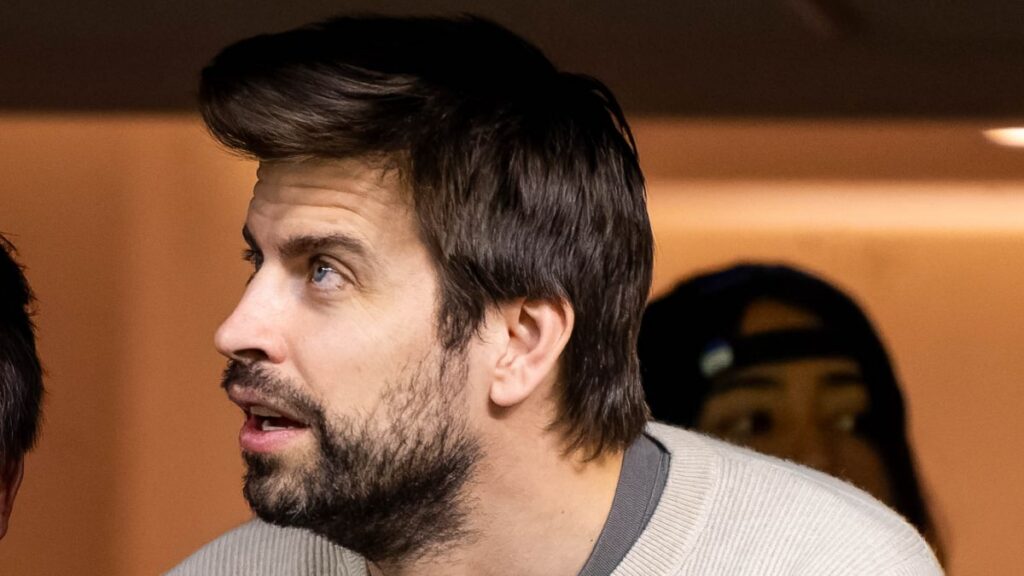 Piqué sancionado por amenazas a árbitros