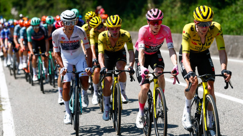 Ciclitas, en la etapa 17 del Giro de Italia. - Luca Bettini, AFP.