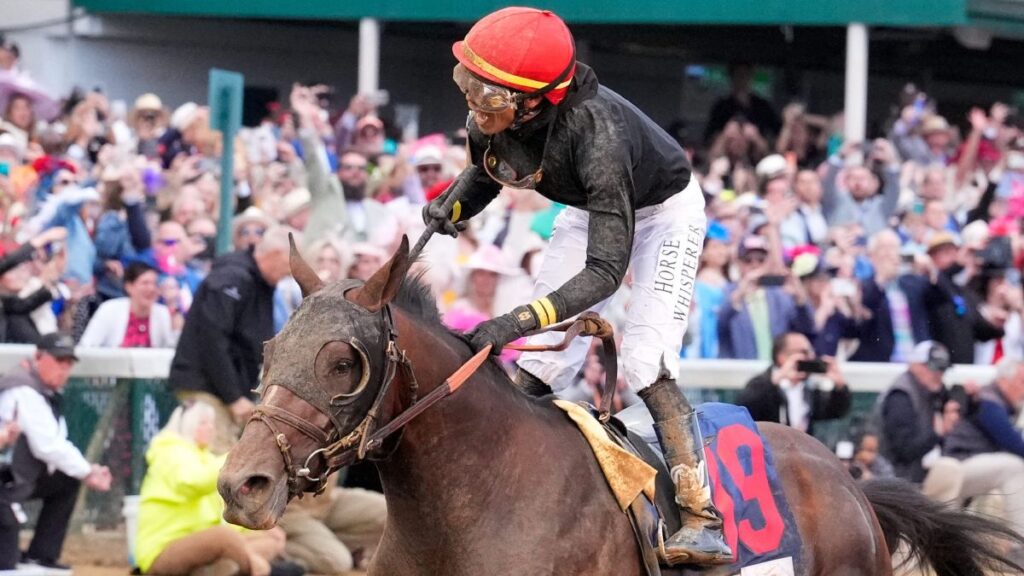 Golden Tempo gana el Kentucky Derby