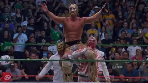 ¡Esto es lucha! El Grande Americano se lleva la victoria y se queda con la máscara del 'Original' Grande Americano