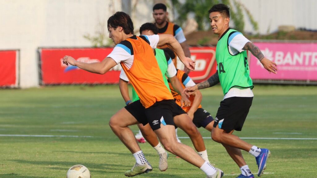 Guatemala se prepara par la próxima fecha FIFA | @fedefut_oficial