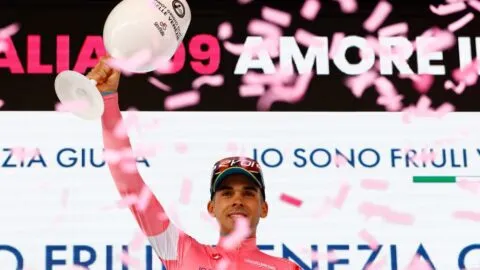 Giro de Italia 2026 en vivo: Resultados etapa 3 y clasificación general de este 10 de mayo