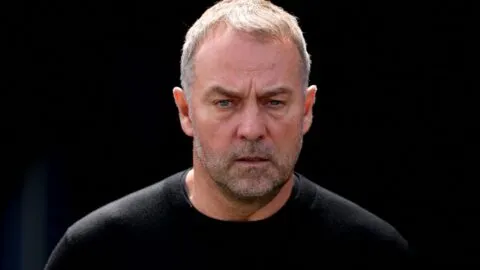 Muere el padre de Hansi Flick en la mañana del Clásico entre Barcelona y Real Madrid