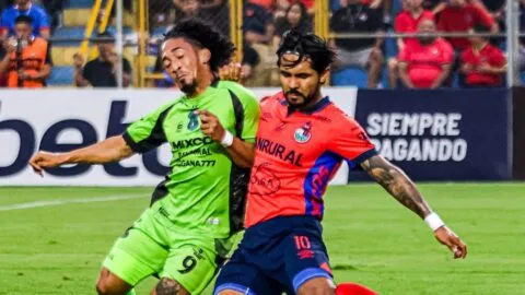 Municipal aplasta a Mixco y va por el título en el Clausura 2026