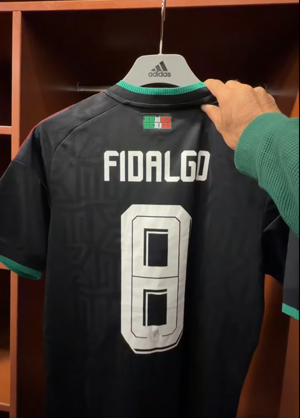 El nuevio dorsal de Fidalgo