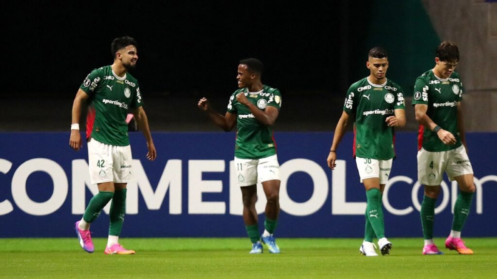 Jhon Arias jugador de Palmeiras.