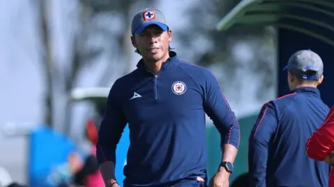¿Joel Huiqui podría quedarse como entrenador de Cruz Azul?