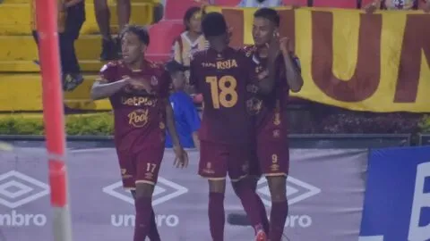 Un 'Chino' comanda la cacería del 'Pijao' en Ibagué: las claves del triunfo del Deportes Tolima sobre Deportivo Pasto
