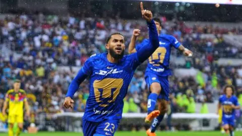 Juninho brilla con Pumas y Flamengo reconoce que fue un error venderlo