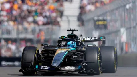 Checo Pérez es eliminado en la Q1 y Mercedes sigue dominando con una Sprint Qualy perfecta