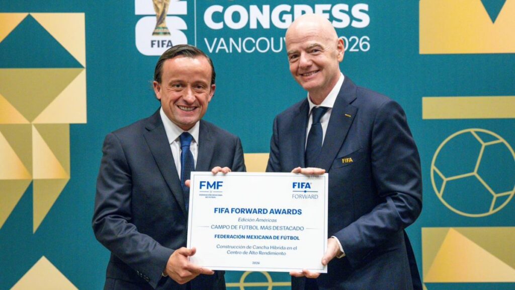 FIFA destaca a la FMF por su nueva cancha híbrida de alto rendimiento