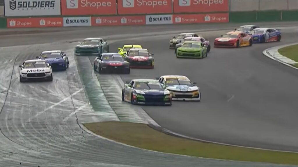 Nascar | Captura Claro Sports