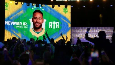 Neymar rompe en llanto tras ser convocado por Brasil al Mundial 2026
