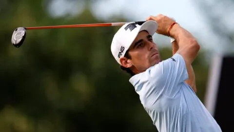 Joaquín Niemann vuelve a pelear por un título LIV; comparte liderato en Corea antes de la ronda final