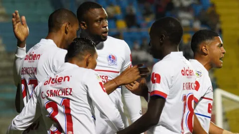 El clásico fue para Olimpia: derrota a Real España y es líder