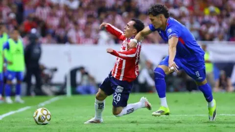 Chiquete Orozco celebra su regreso y el pase de Cruz Azul a la final: “Hoy disfruto volver a hacer lo que más amo”