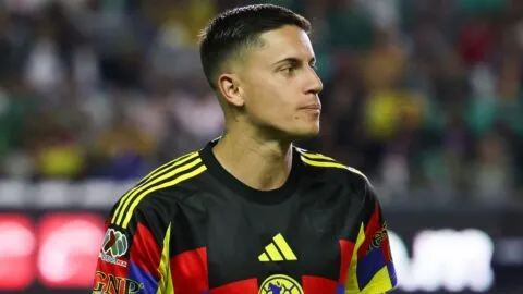 ¿Por qué no juega Brian Rodríguez en el América vs Pumas?