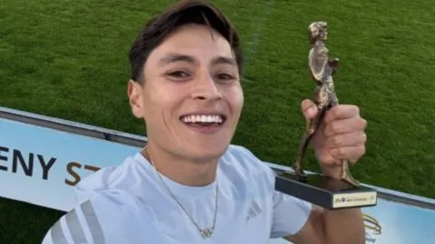 Erick Portillo confirma el mejor momento de su carrera con otra victoria internacionl