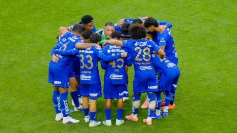 ¡No le mueve al once! Efraín Juárez confía en su fórmula para enfrentar al América