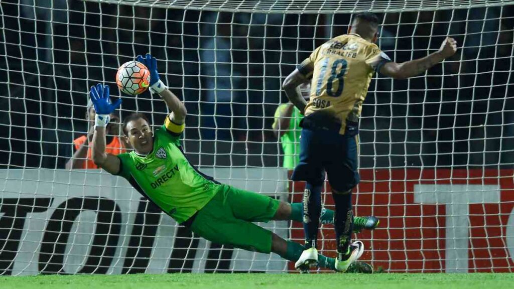 Independiente del Valle eliminó a Pumas en la Libertadores 2016