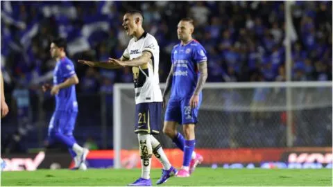 Cruz Azul vs Pumas en vivo: ¡El vendaval de la Máquina no se detiene!