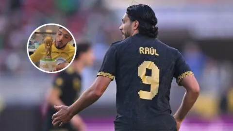 Raúl Jiménez festejó su cumpleaños con la Copa del Mundo y un deseo rumbo al Mundial 2026